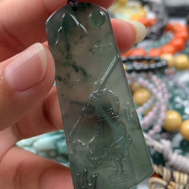 翡翠颈饰未镶嵌保真天然A货翡翠