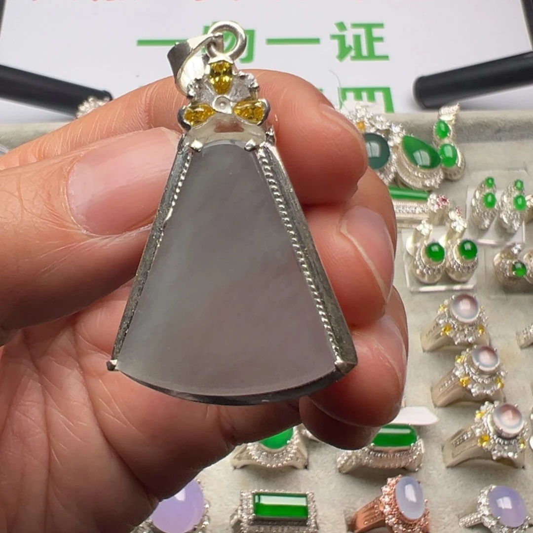 定制翡翠未镶嵌A货