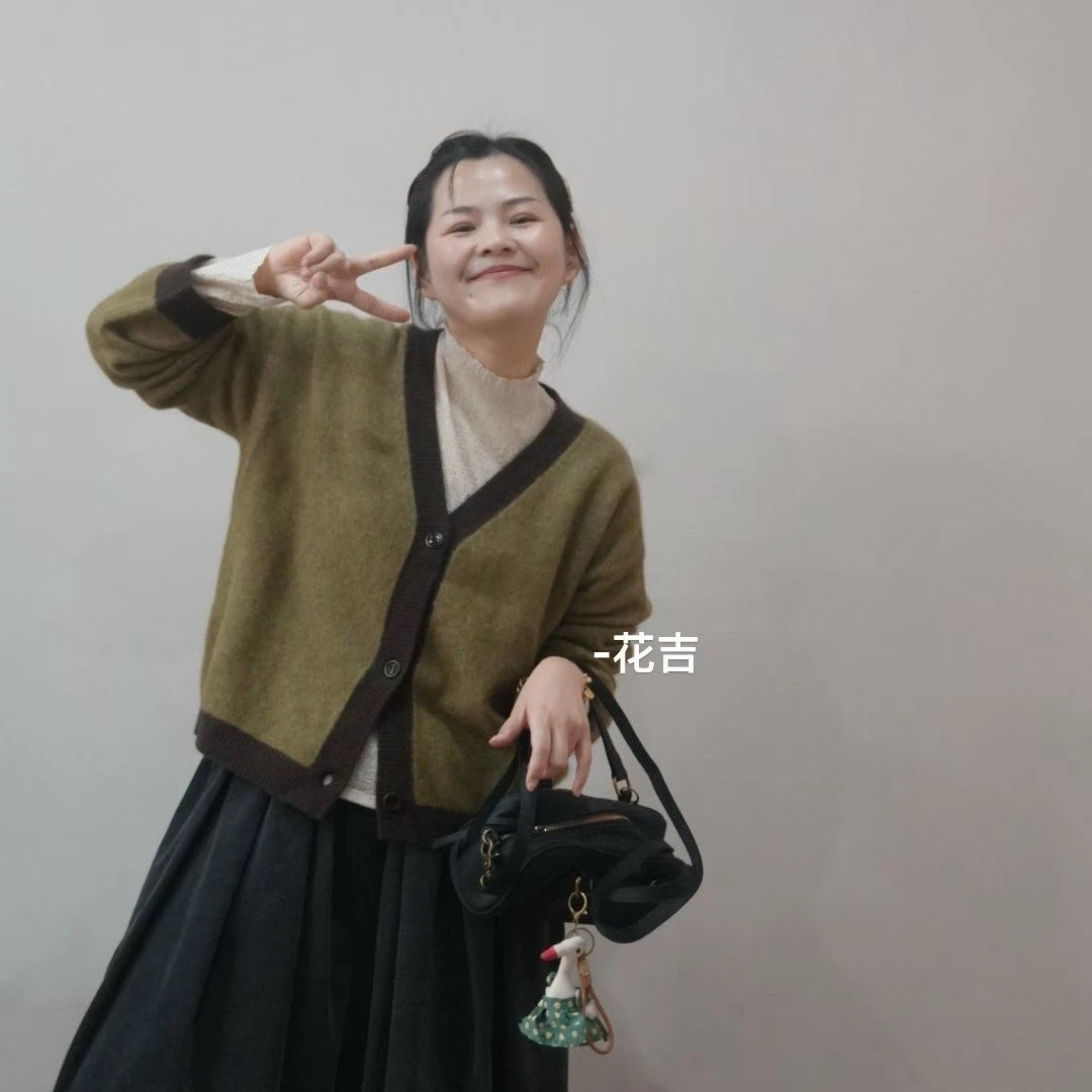 V领宽松开衫保暖亲肤秋冬百搭