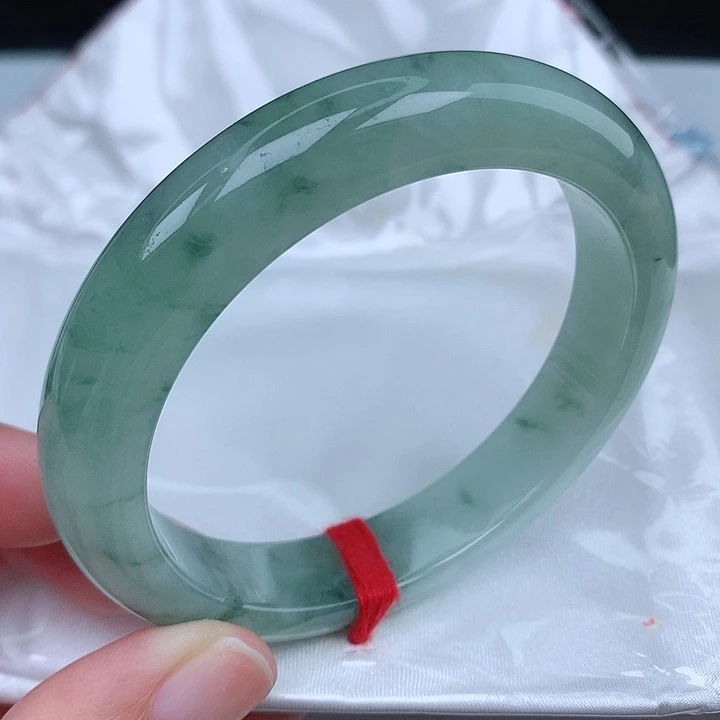 未镶嵌手镯翡翠天然