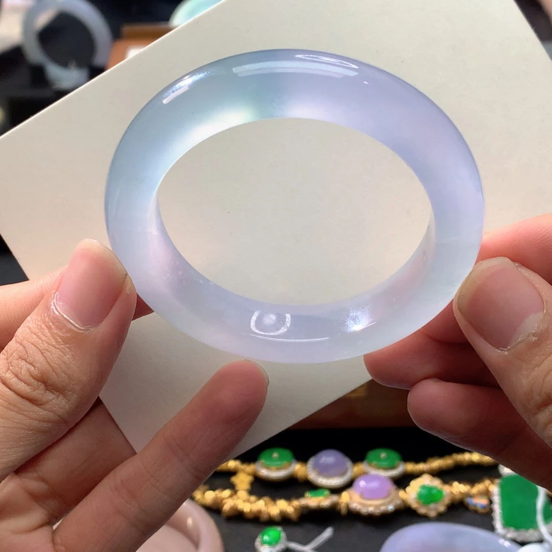 翡翠未镶嵌手镯正圈