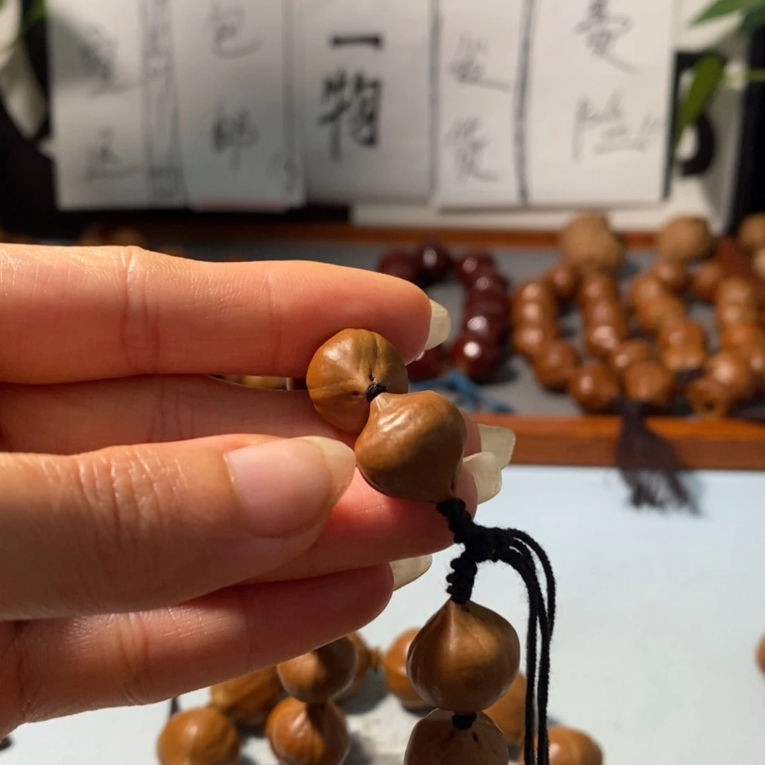 橄榄核手串海*面1.4精品蒜头南山小铁核2颗