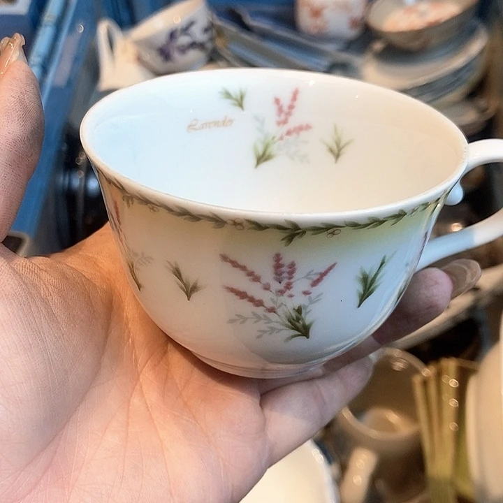 瓷片哈哈哈哈哈哈哈哈啊