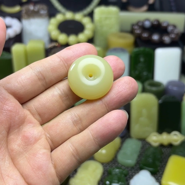 【闪购商品】和田玉未镶嵌颈饰
