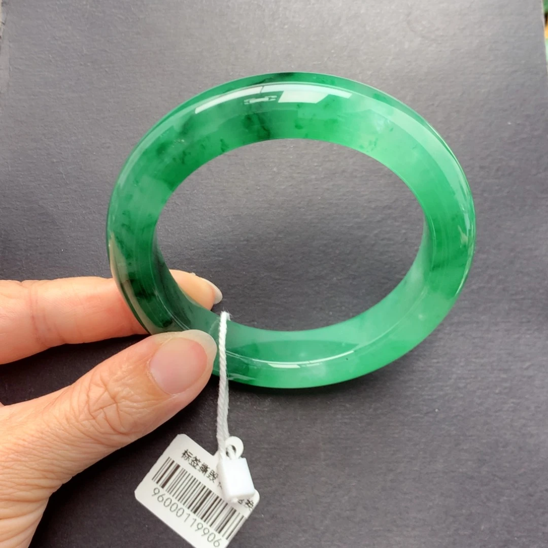 未镶嵌手镯石英质玉