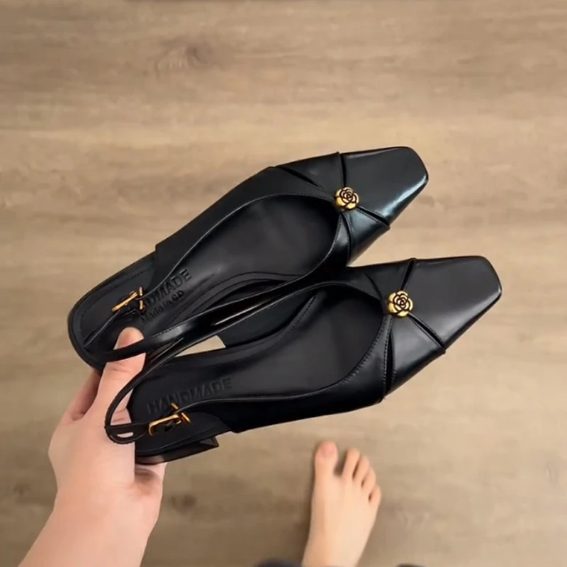 牛皮版~山茶花包头凉鞋女夏季2025新款一字带方头粗跟凉单鞋女款