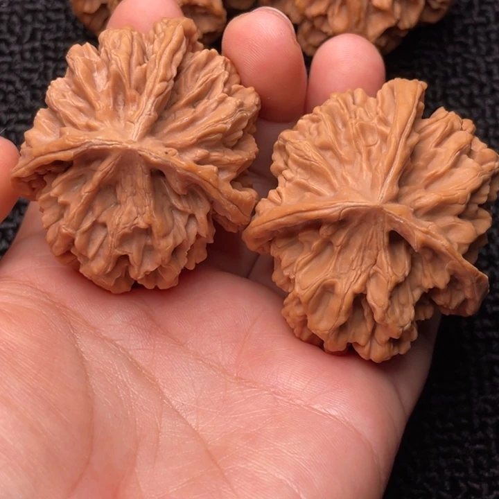 木质类秦岭精品文玩核桃3