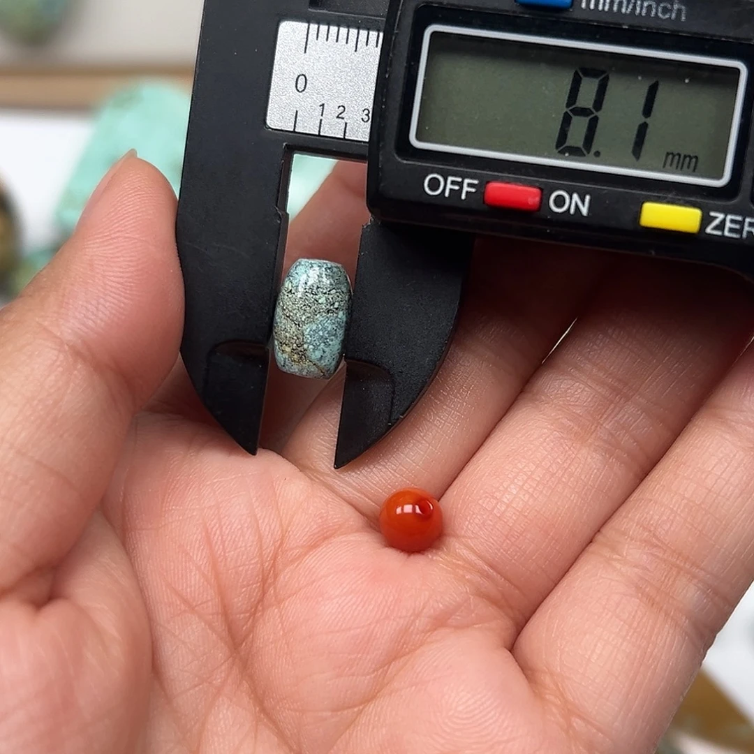 南红玛瑙未镶嵌珠宝奇石
