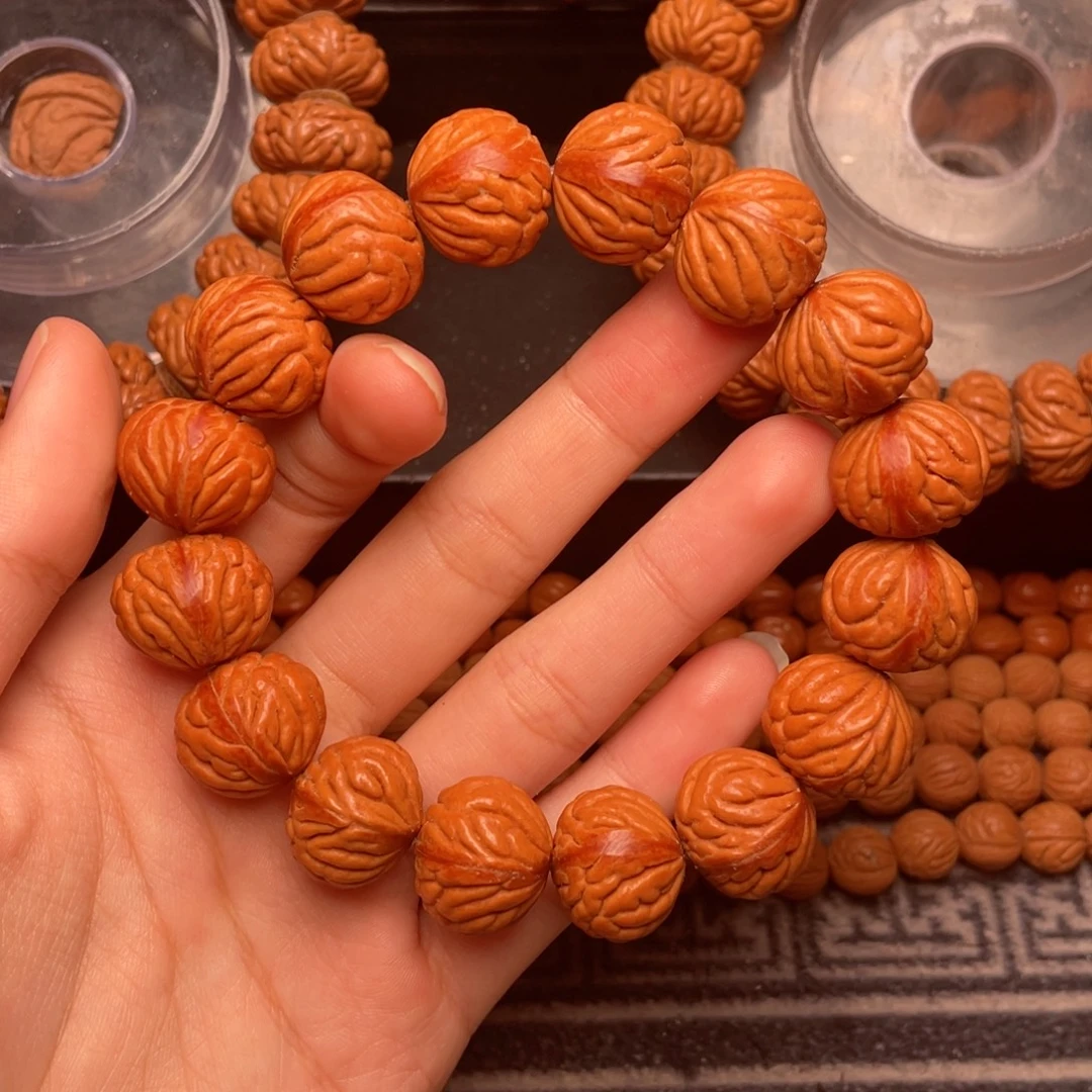 桃核吊坠秦岭核桃红魔