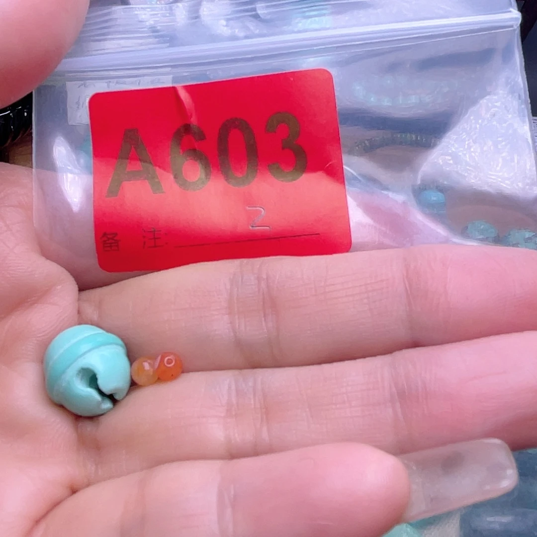 玛瑙/玉髓散珠南红散珠佩珠多样化