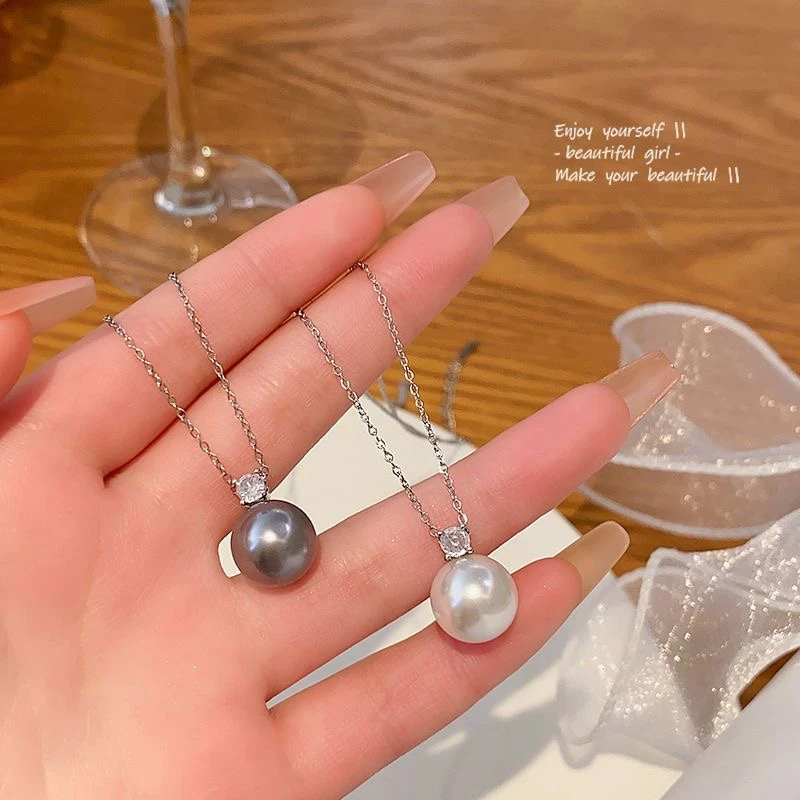 经典王妃吊坠铂金灰白珠珠戴妃吊坠镶钻戴妃锁骨链