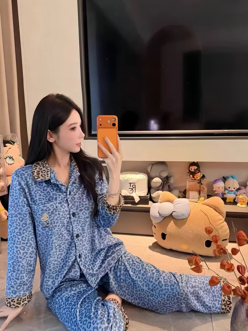 Kitty海岛绒睡衣女秋冬2025新款甜美保暖家居服可外穿套装