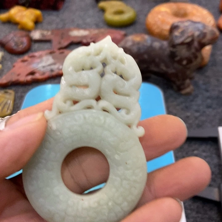 白玉菩提吊坠摆件