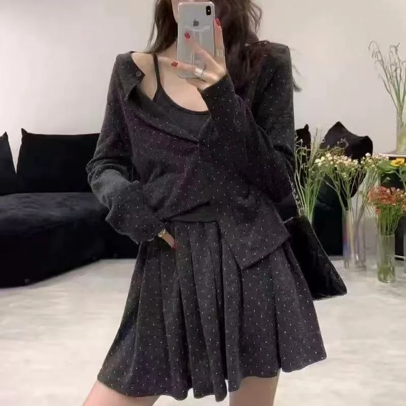 秋季新款复古波点开衫吊带背心百褶高腰短裙三件套