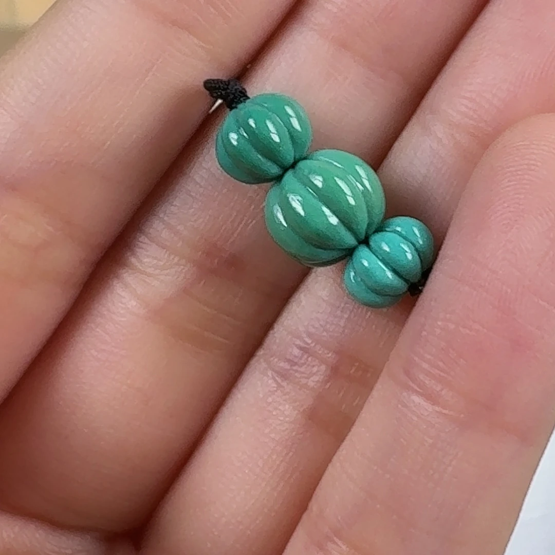 绿松石未镶嵌挂件