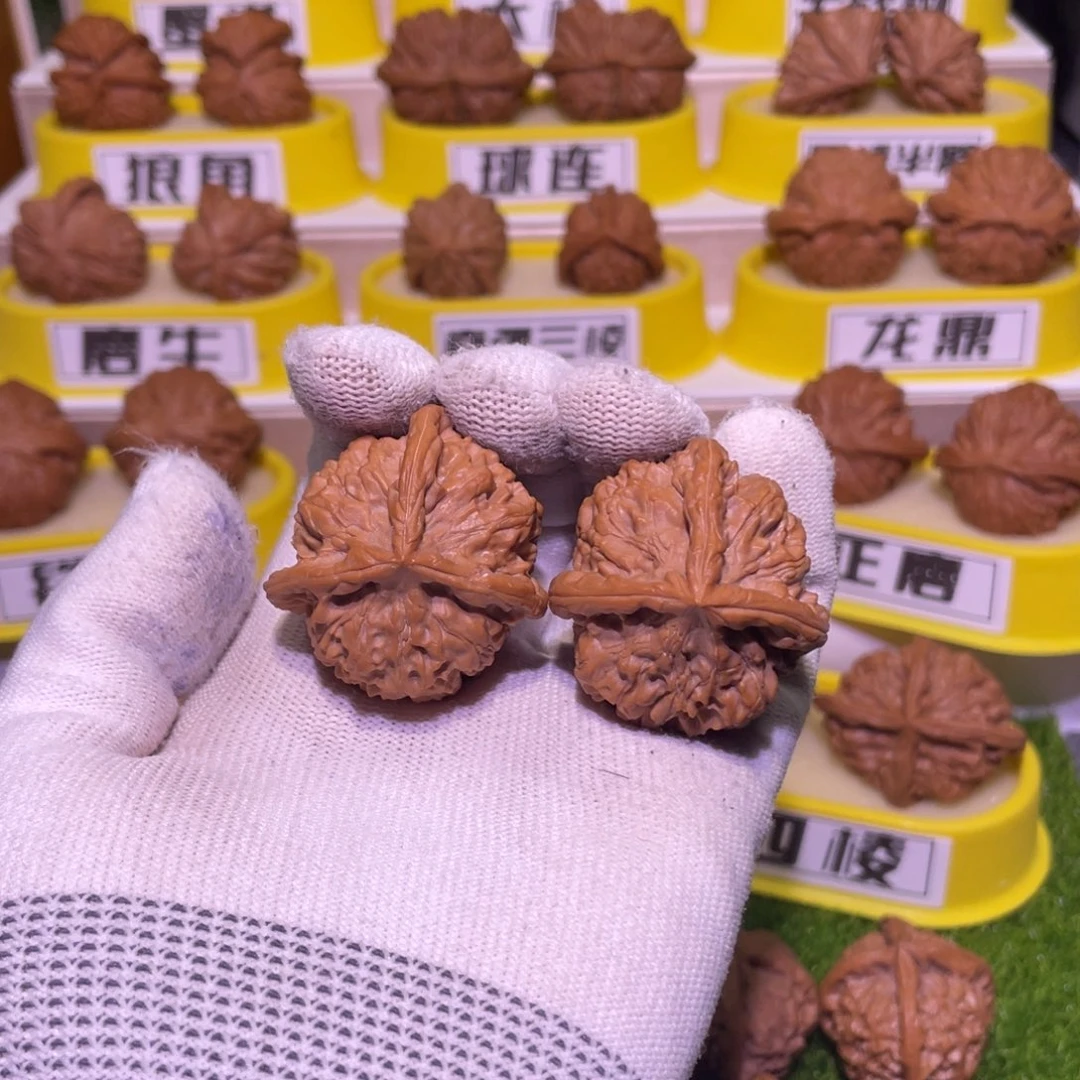 桃核吊坠玉玺人丁兴旺