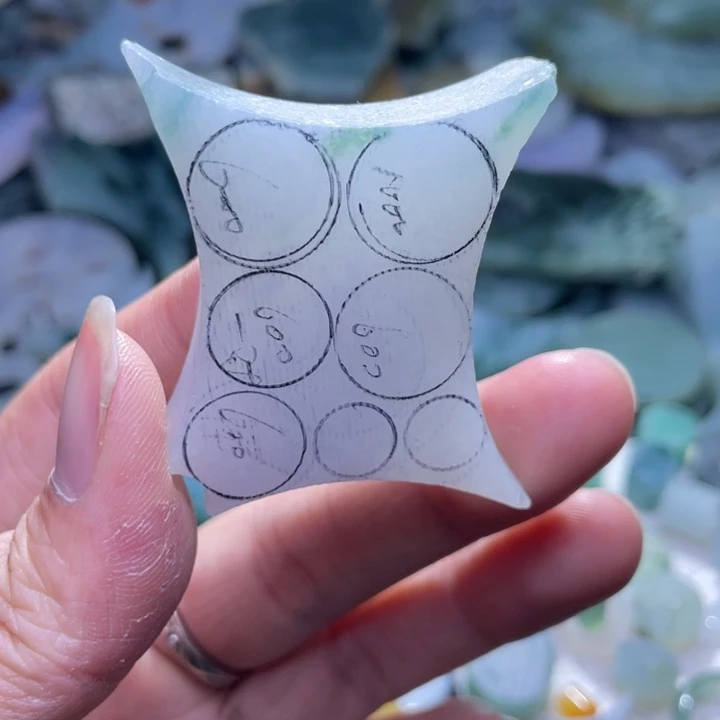 未镶嵌定制翡翠飞翡翠定制