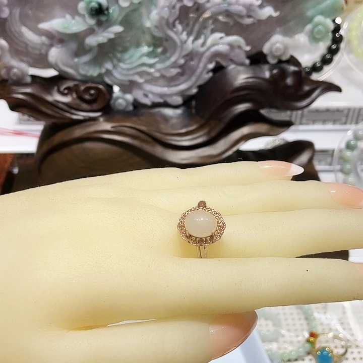 和田玉未镶嵌戒指