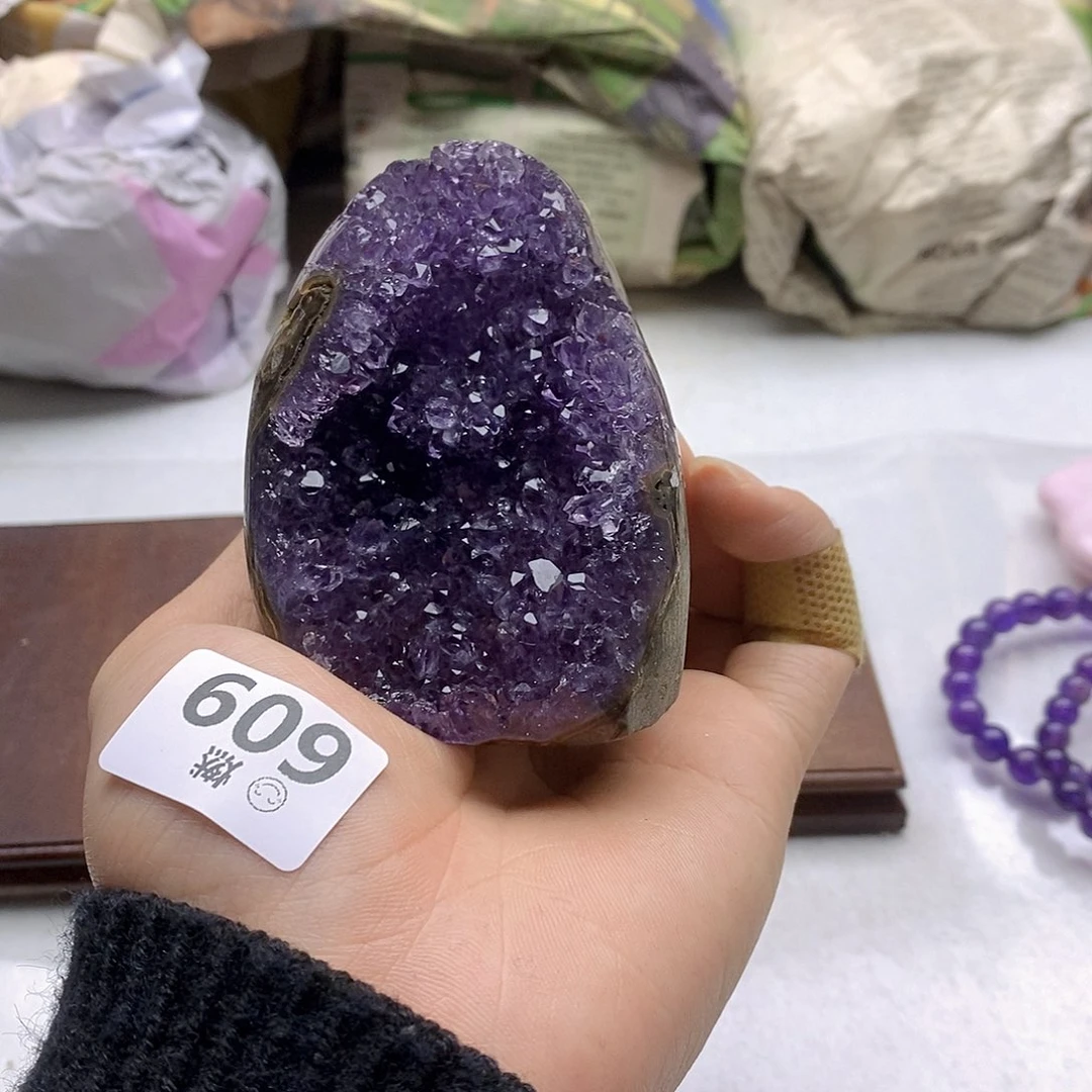 紫晶大型摆件（非配饰）未镶嵌