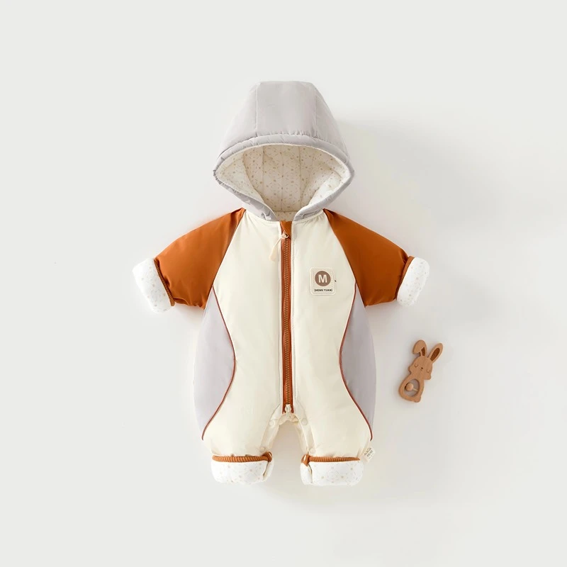 婴儿衣服宝宝连体衣幼儿哈衣爬服百天加厚秋冬冲锋衣外出服连帽