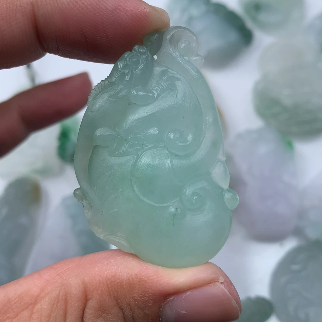 未镶嵌定制翡翠吊坠