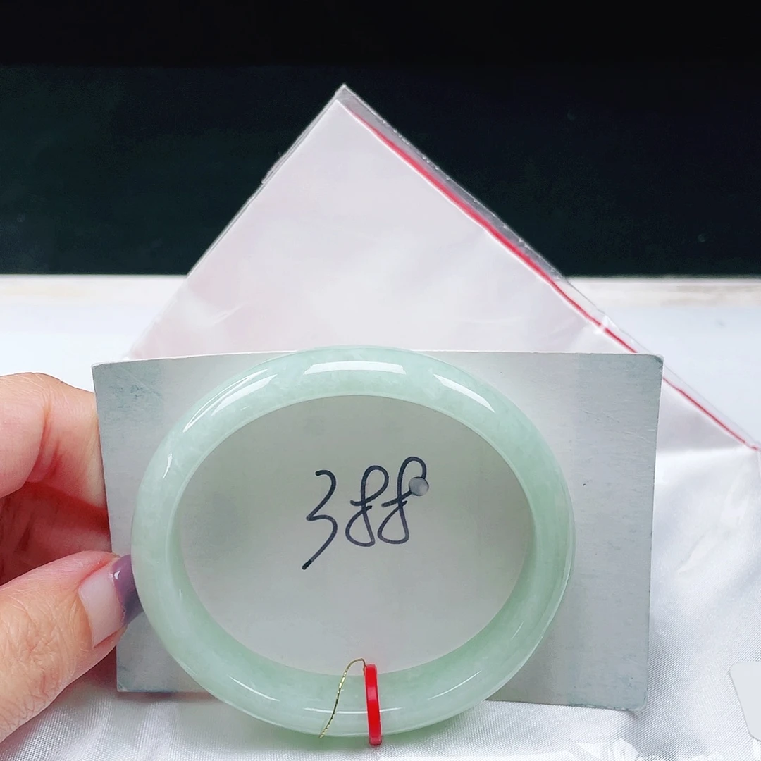 翡翠未镶嵌手镯（贵妃镯）缅甸翡翠56