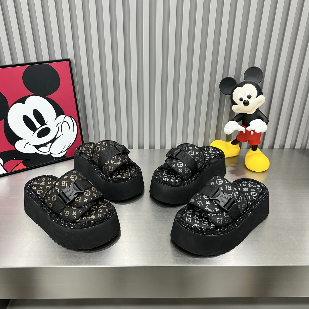 时尚百搭休闲潮拖高跟厚底拖鞋夏季外穿潮流网红居家软底松糕底