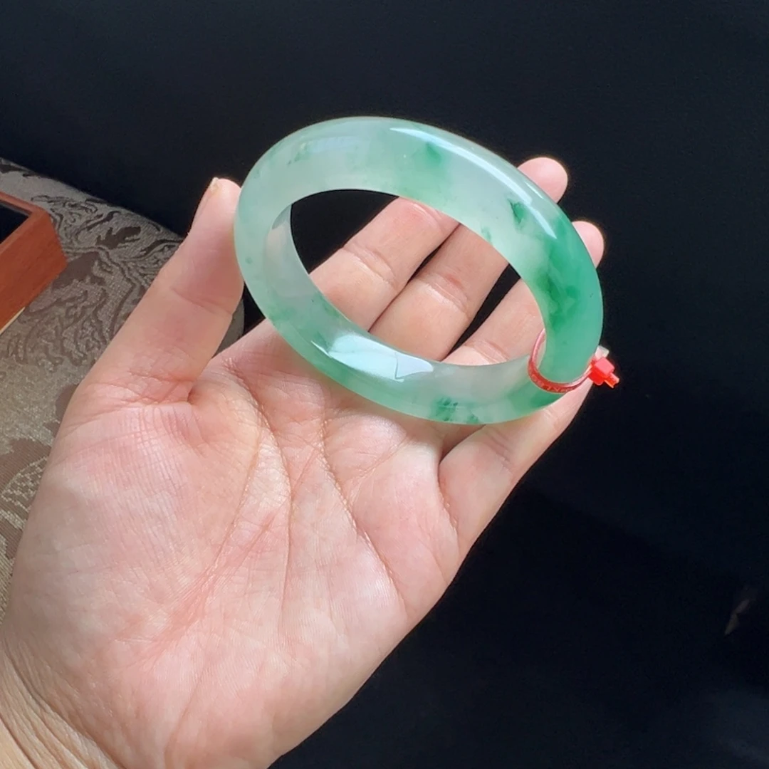 石英质玉未镶嵌手镯非洲翠5960