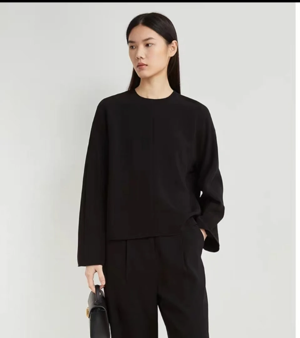 2407237圆领上衣款气质上衣时尚洋气长袖百搭