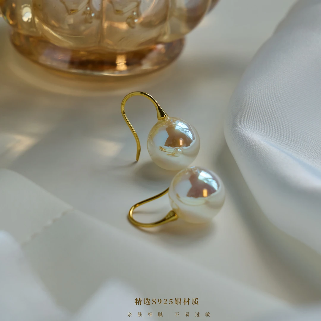 丽沁 925银耳饰 炫彩极光小灯泡白透樱花粉耳钩女甜美百搭耳环