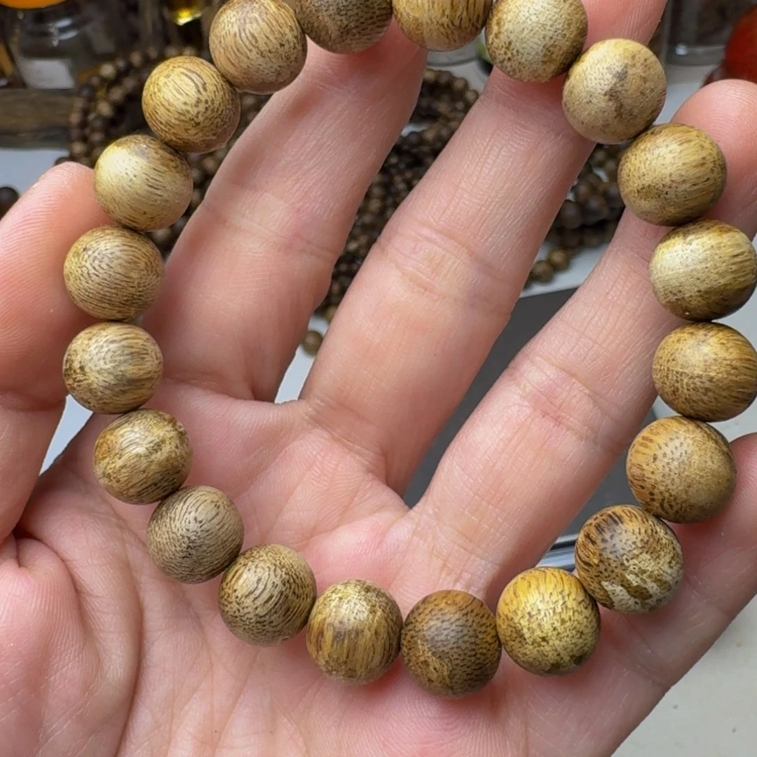 沉香碎屑沉香老白棋花珠1.0，6克+