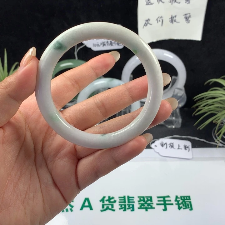 翡翠未镶嵌手镯26