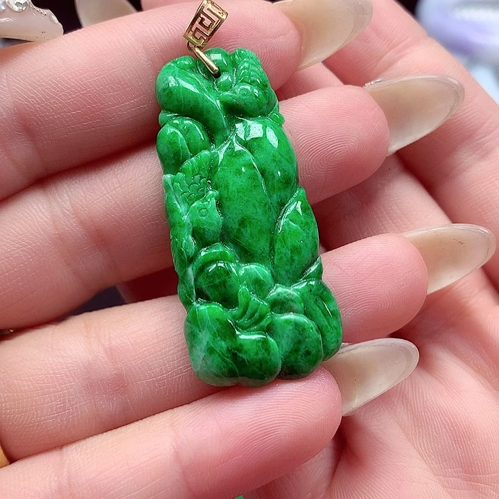 颈饰18K金镶嵌翡翠翡翠