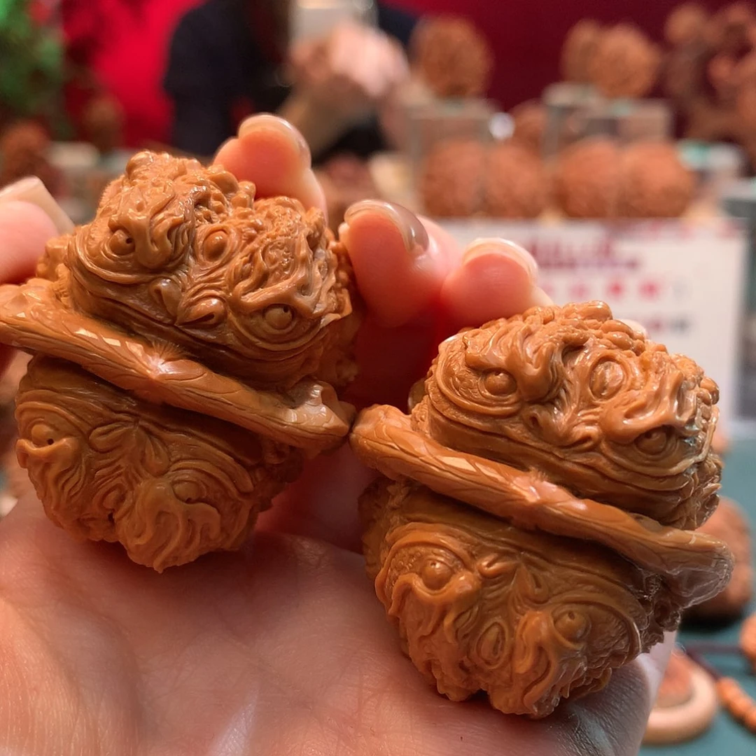 文玩核桃把件孟****闯————————