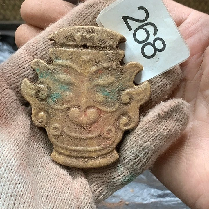 未镶嵌和田玉挂件