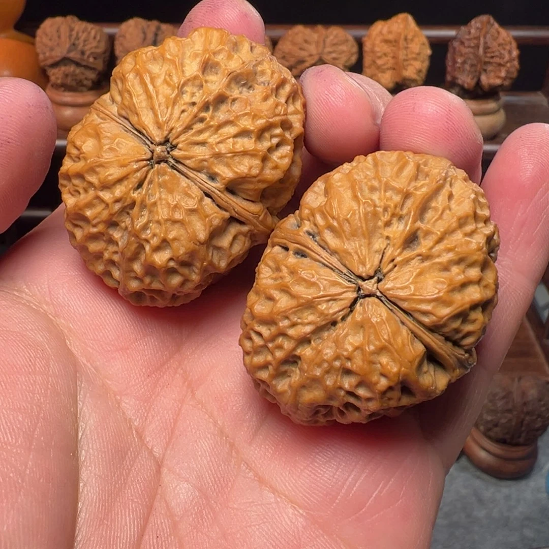 文玩核桃吊坠玛瑙红石铫43mm