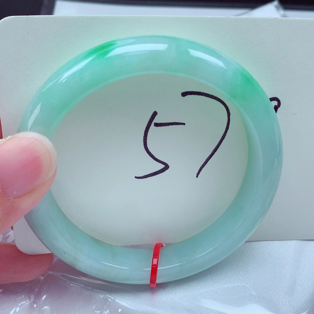 翡翠未镶嵌手镯翡翠