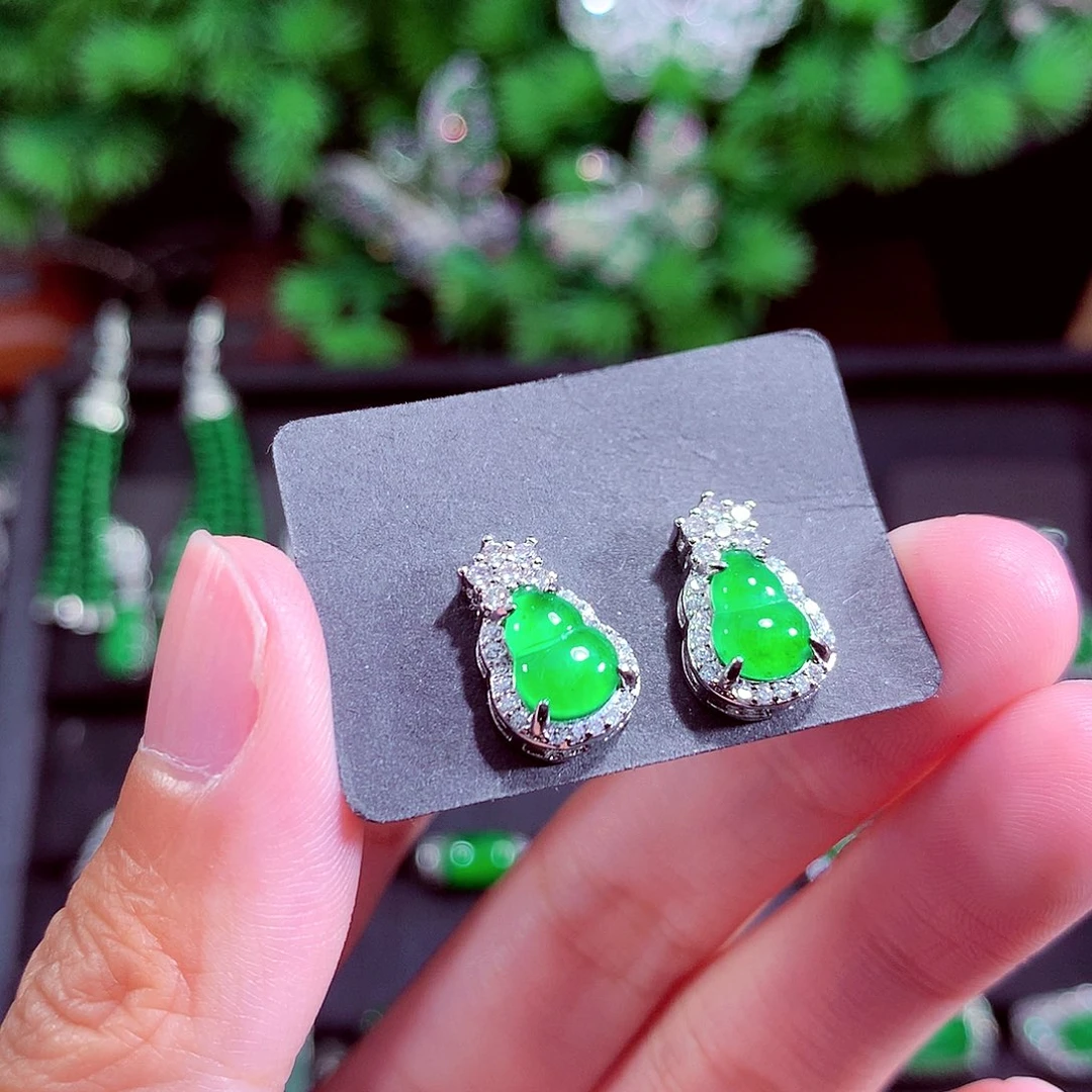 颈饰未镶嵌翡翠天然