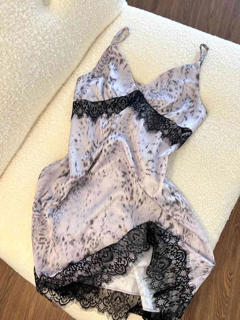 法式纯欲风性感蕾丝花边冰丝吊带睡裙女夏天新款大码连衣裙家居服