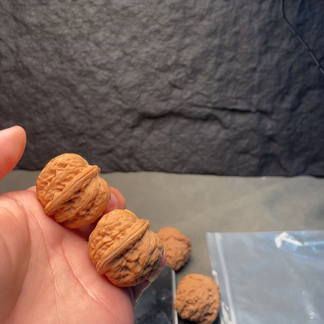 文玩核桃吊坠元宝32