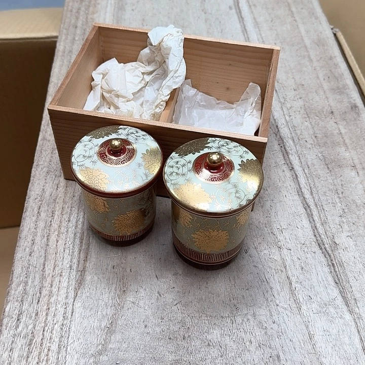 瓷片噗哈哈哈哈哈哈哈哈哈我笑