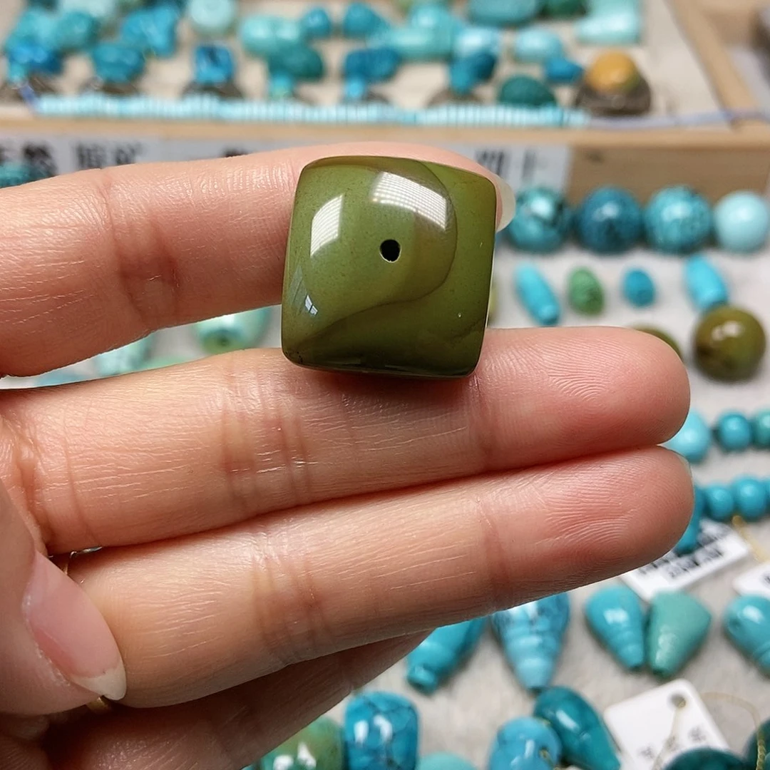 未镶嵌绿松石珠宝半成品