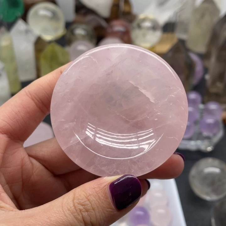 水晶26未镶嵌?****i粉水底座