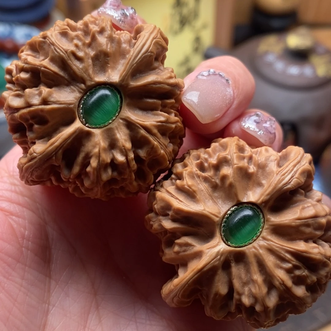 文玩核桃把件45尺寸宫灯狮子头