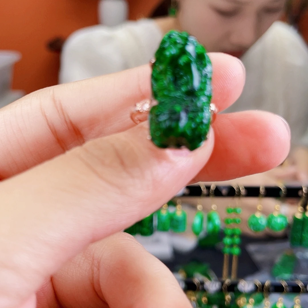 翡翠银S925镶嵌耳饰