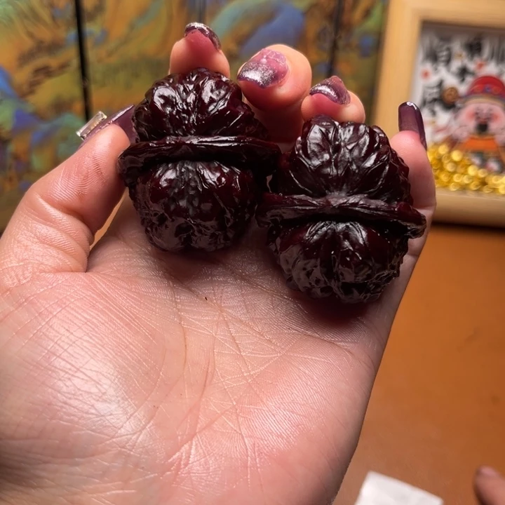 核桃地闷文玩手把件蛤蟆头 17