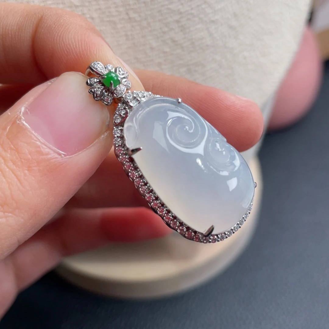 定制翡翠未镶嵌翡翠