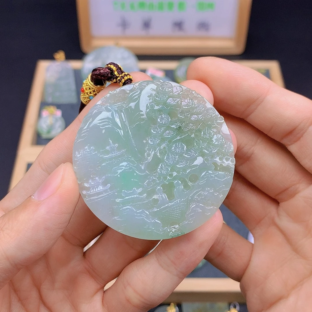 颈饰未镶嵌翡翠翡翠