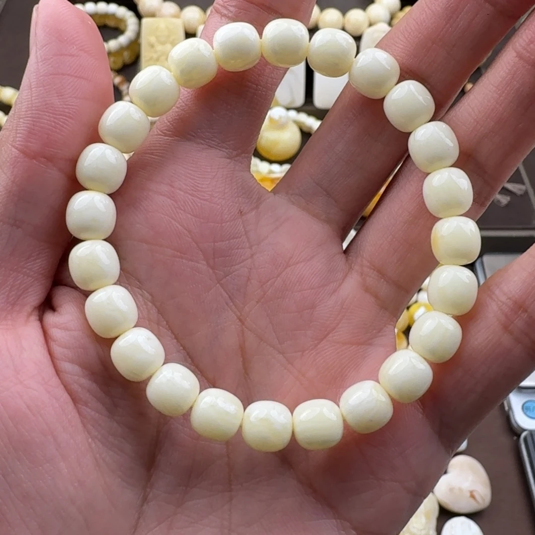 未镶嵌琥珀裸石蜜蜡