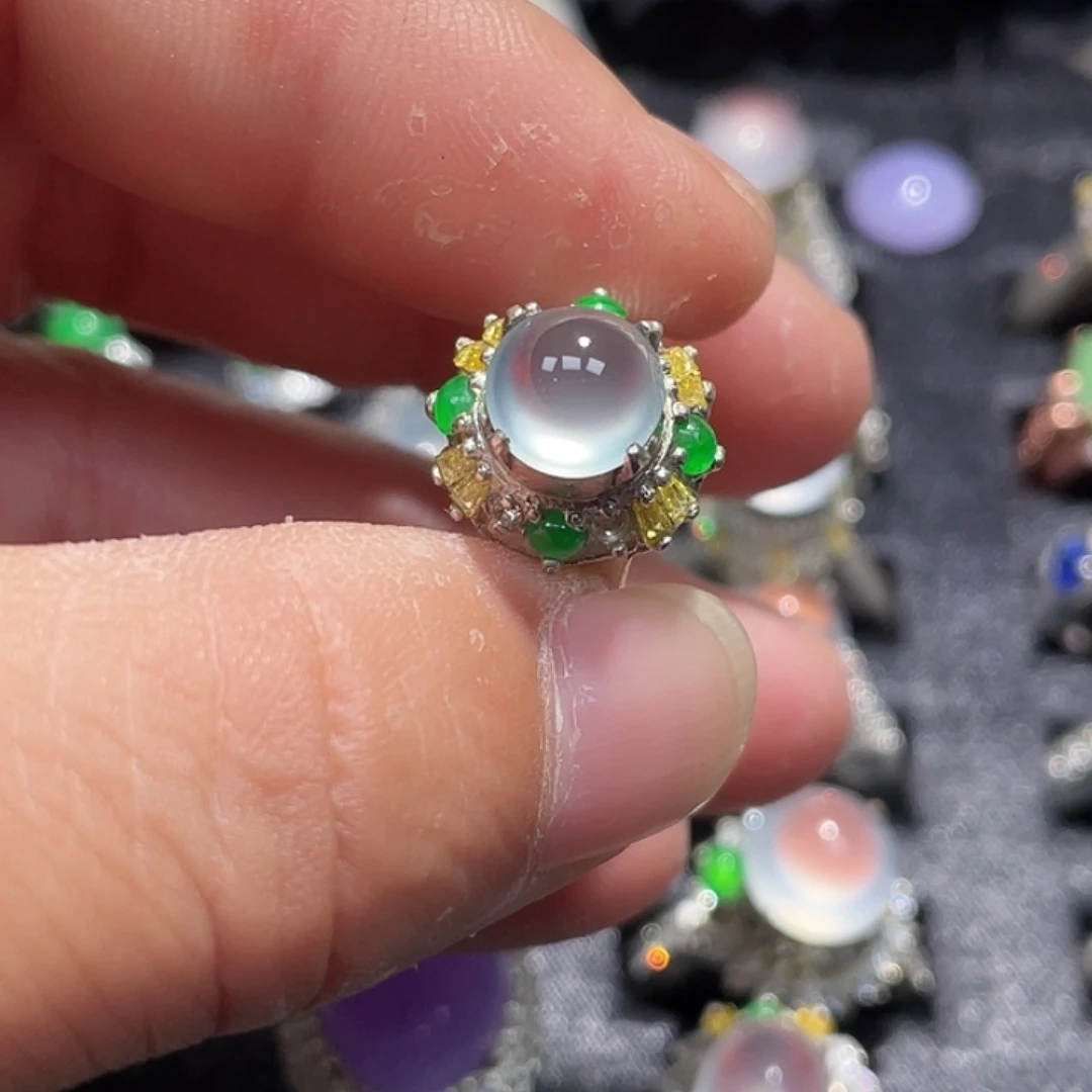 翡翠散珠玻璃种蓝钢蛋面铜托